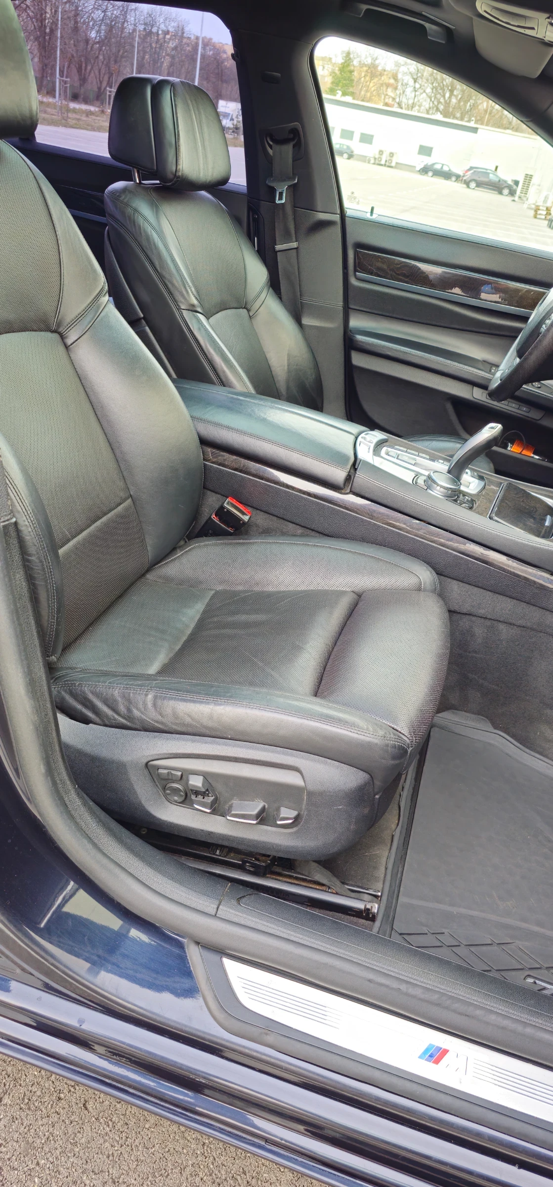 BMW 750 M 750d xdrive 381ks Full Max Lizing, снимка 10 - Автомобили и джипове - 53514742