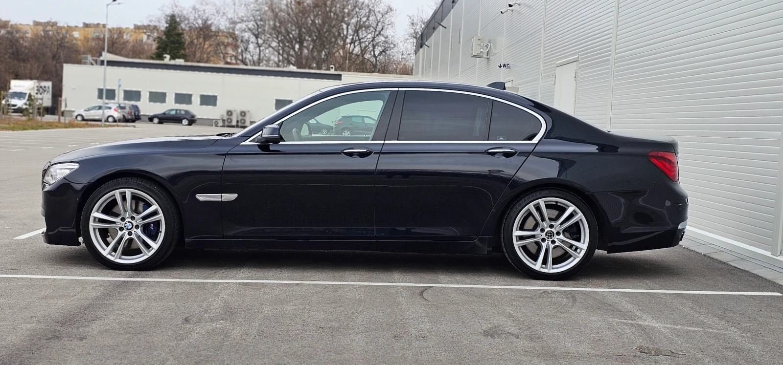 BMW 750 M 750d xdrive 381ks Full Max Lizing, снимка 5 - Автомобили и джипове - 53514742
