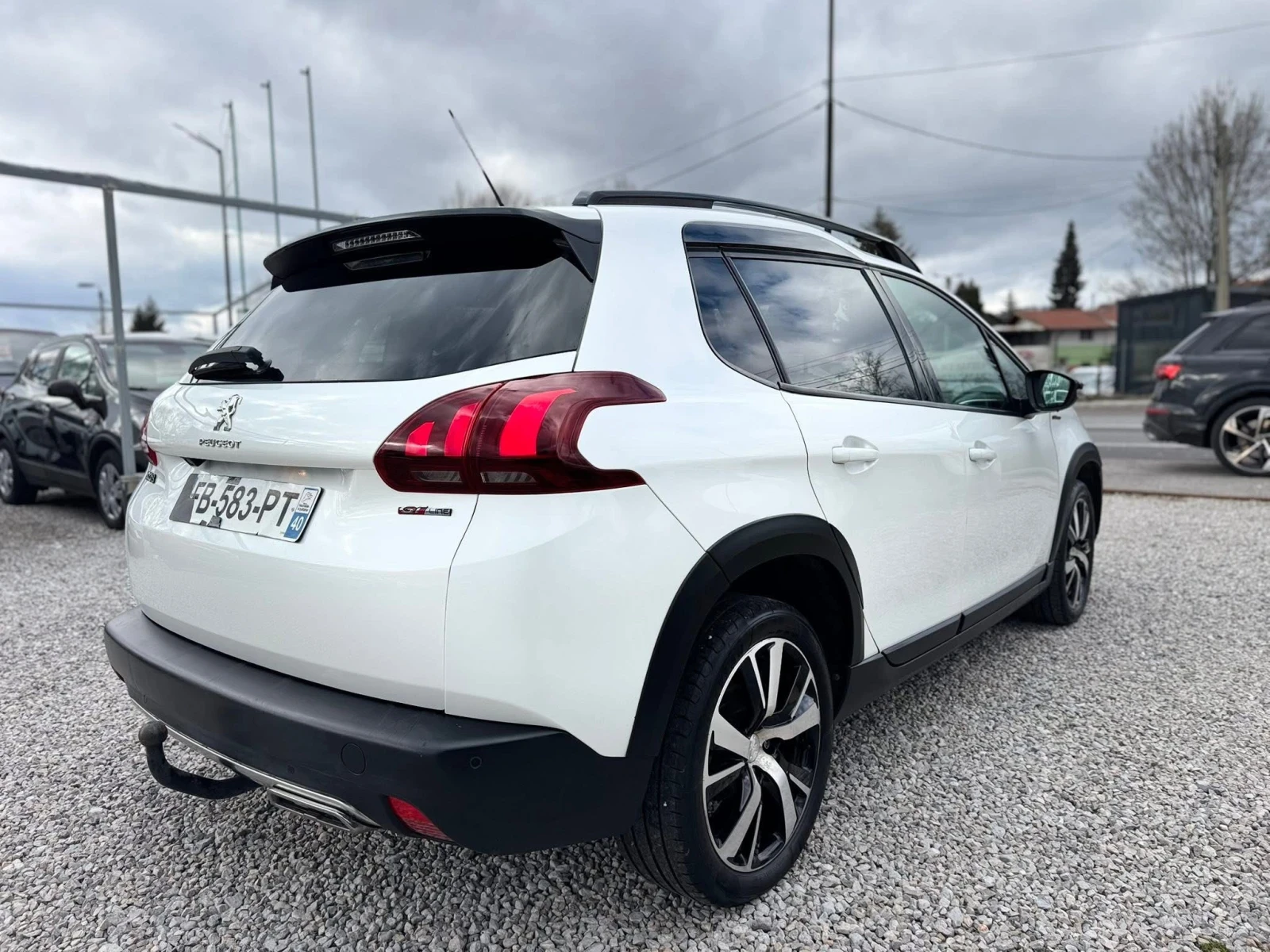 Peugeot 2008 1.2GT-Line avtomatik, Bi-Tone White/Black | Mobile.bg � ����������� 4