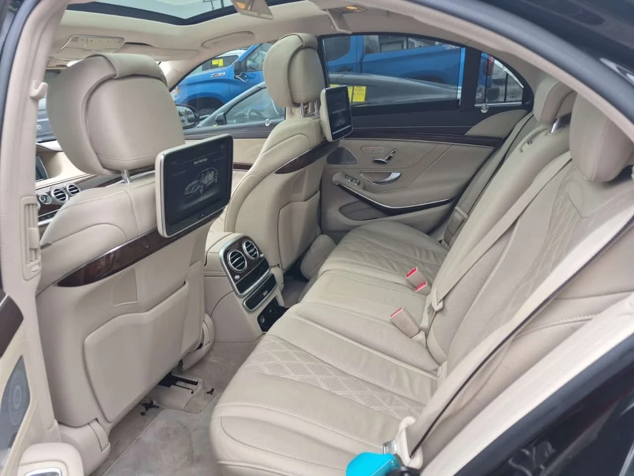 Mercedes-Benz S 400 Soft-Close| Keylees| Massage| 360| Cooled Seat, снимка 12 - Автомобили и джипове - 54383866