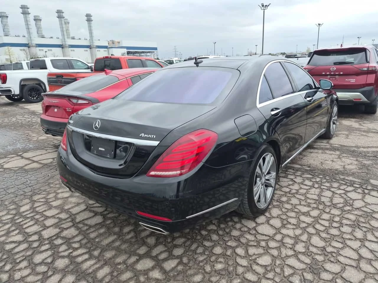 Mercedes-Benz S 400 Soft-Close| Keylees| Massage| 360| Cooled Seat, снимка 3 - Автомобили и джипове - 54383866