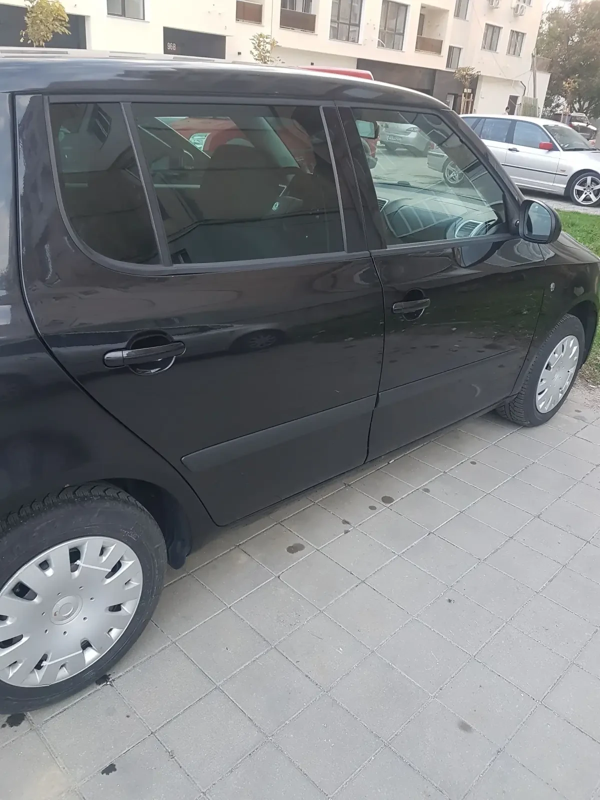 Skoda Fabia, снимка 10 - Автомобили и джипове - 54702802