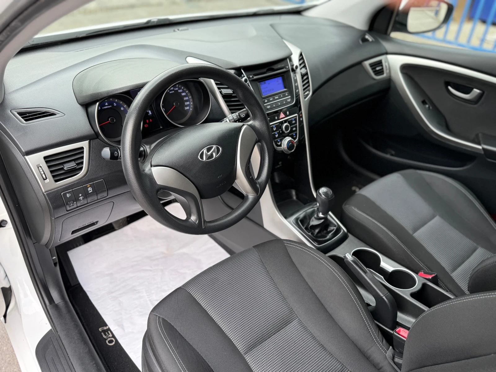 Hyundai I30 1.4i - 99К.С. ФЕЙСЛИФТ - 148Х.КМ. СЕРВИЗНА ИСТОРИЯ, снимка 6 - Автомобили и джипове - 54856166