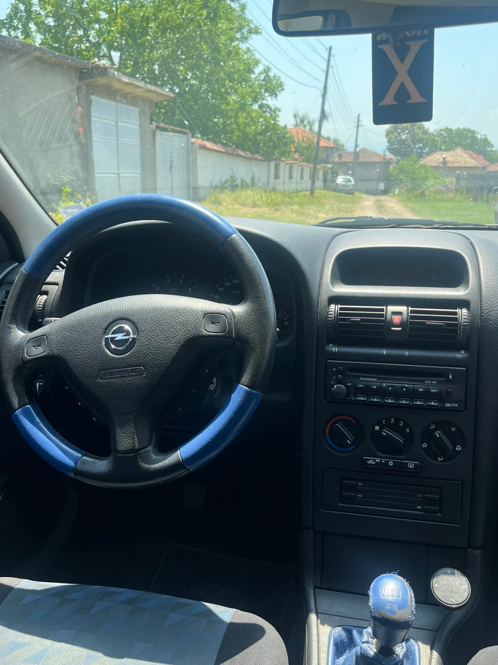 Opel Astra, снимка 8 - Автомобили и джипове - 55068913