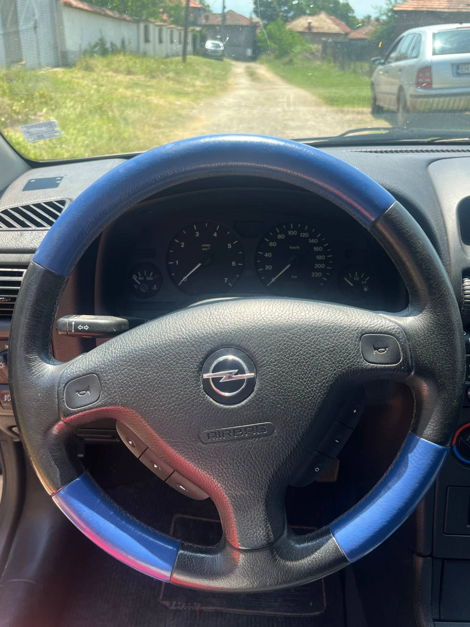 Opel Astra, снимка 11 - Автомобили и джипове - 55068913