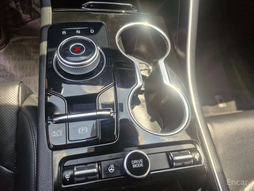 Kia K5 2.0 Hybrid Trendy* ПОДГРЕВ* КАМЕРА* КРАЙНА ЦЕНА* , снимка 13 - Автомобили и джипове - 55309650