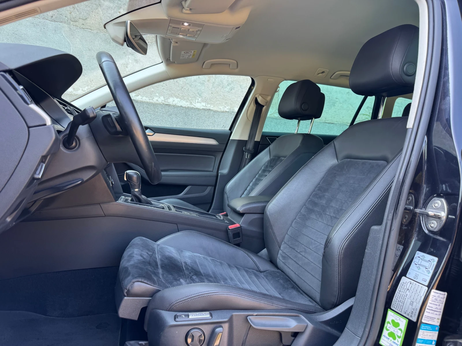 VW Passat 2.0TDI HIGHLINE VIRTUAL DYNAUDIO, снимка 6 - Автомобили и джипове - 55354417