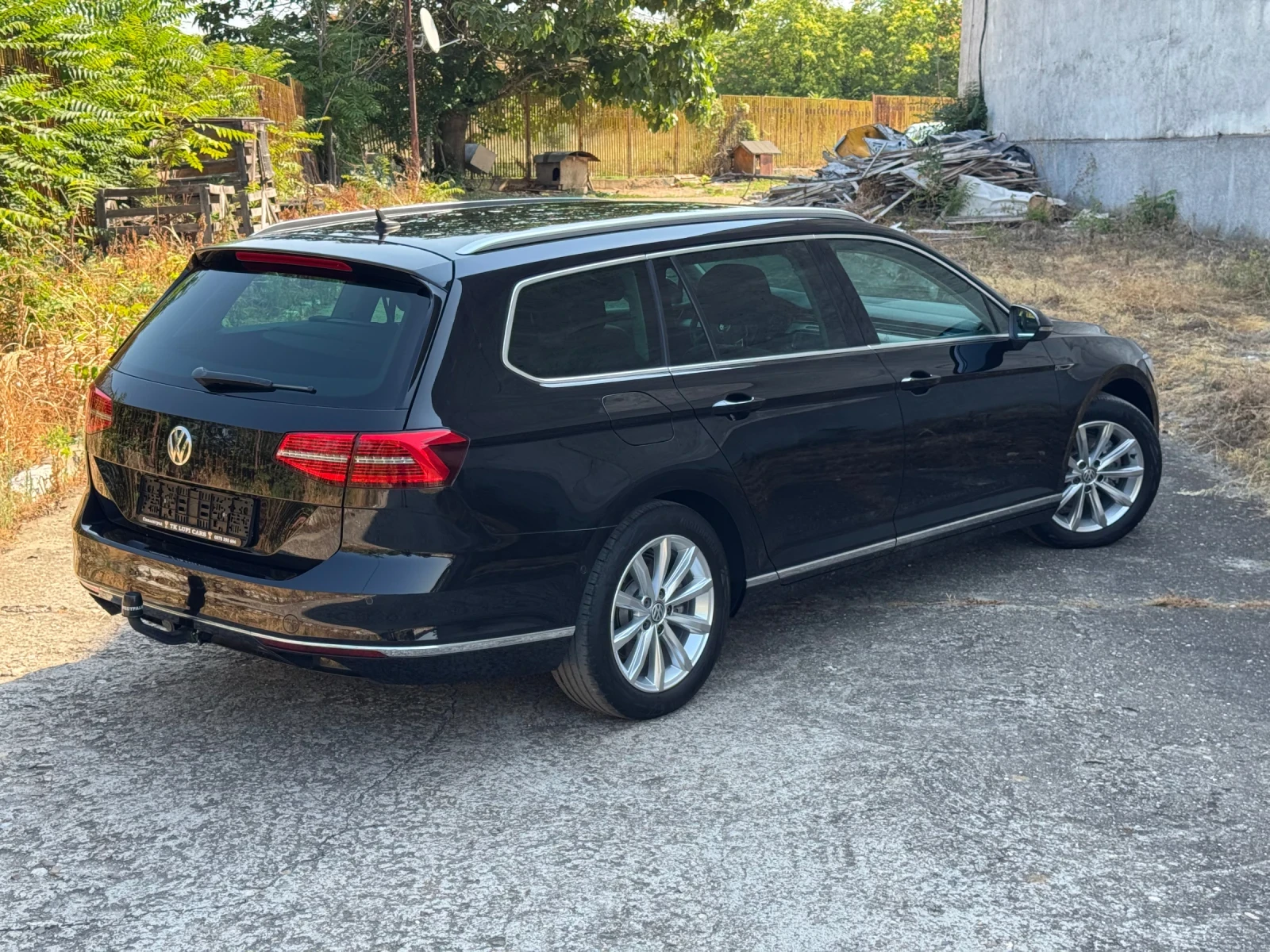 VW Passat 2.0TDI HIGHLINE VIRTUAL DYNAUDIO, снимка 3 - Автомобили и джипове - 55354417