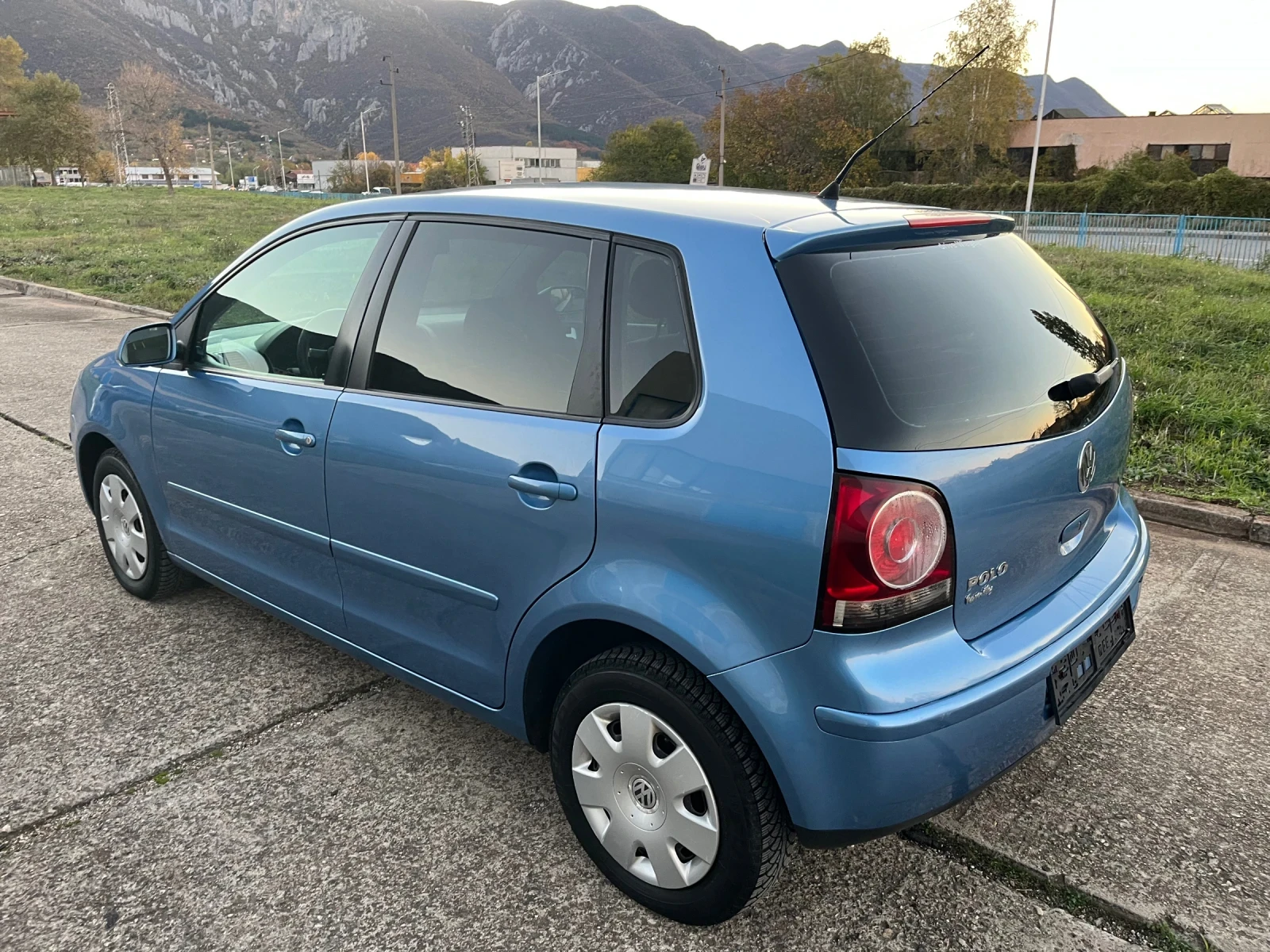 VW Polo 1.2i, снимка 3 - Автомобили и джипове - 55420028