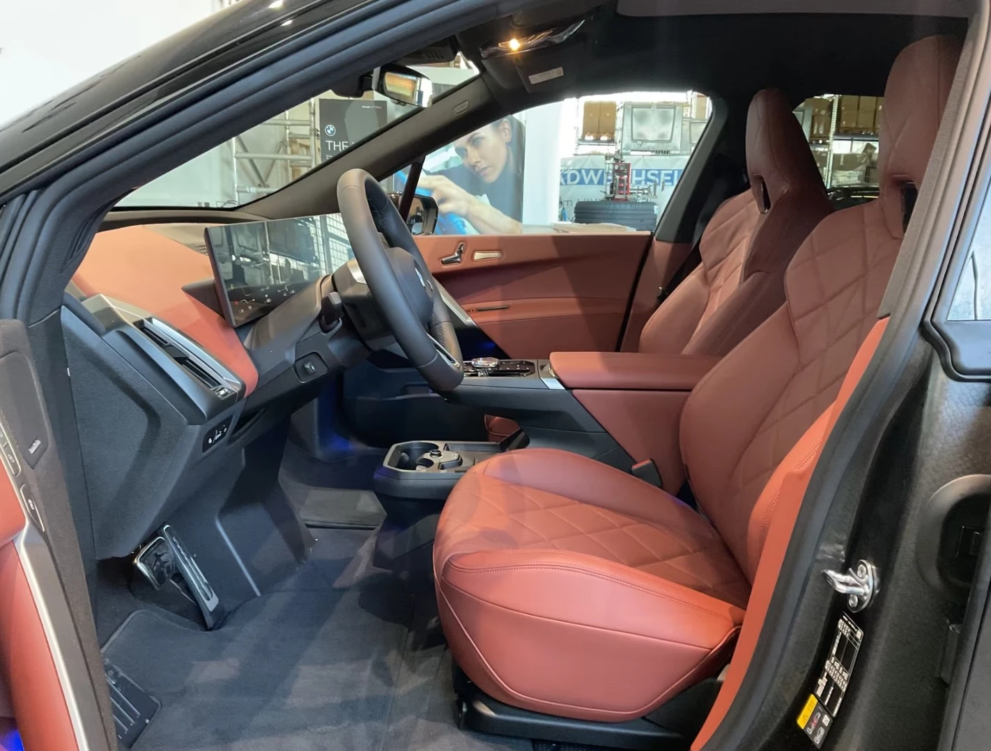 BMW iX xDrive60* M Sport Pro* Iconic* H/K* Pano | Mobile.bg � ����������� 4