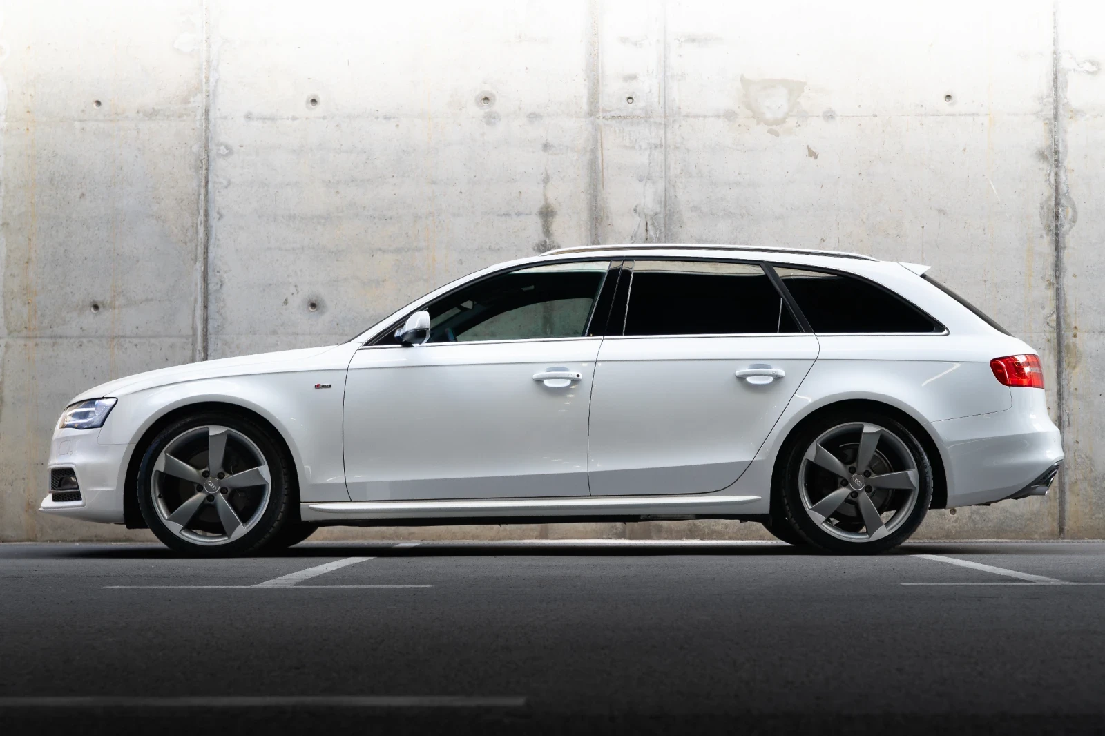 Audi A4 B8.5 3.0TDI QUATTRO, снимка 3 - Автомобили и джипове - 56273244