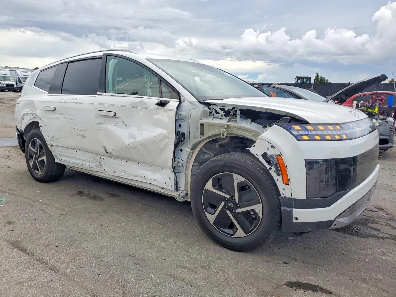 Hyundai IONIQ 9 SE AWD, снимка 4 - Автомобили и джипове - 56740659