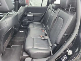 Mercedes-Benz GLB 250/CARFAX/Подгрев/Панорама/Памет, снимка 11