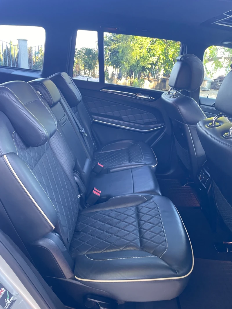 Mercedes-Benz GL 550 AMG/DESIGNO/FULL/360/DISTRONIC/7G+ , снимка 11 - Автомобили и джипове - 52668488