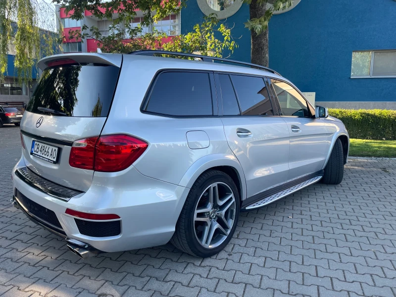 Mercedes-Benz GL 550 AMG/DESIGNO/FULL/360/DISTRONIC/7G+ , снимка 6 - Автомобили и джипове - 52668488