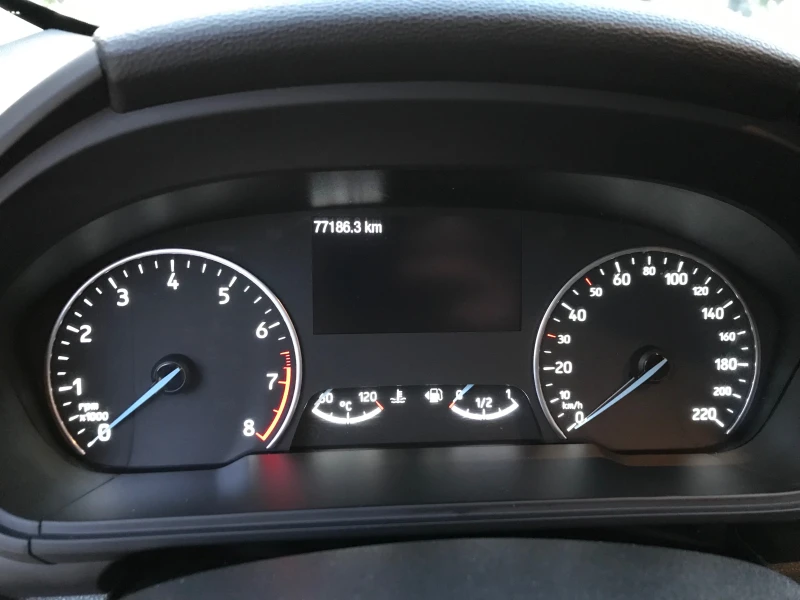 Ford EcoSport 70х.км.КАТО НОВА., снимка 13 - Автомобили и джипове - 52539040