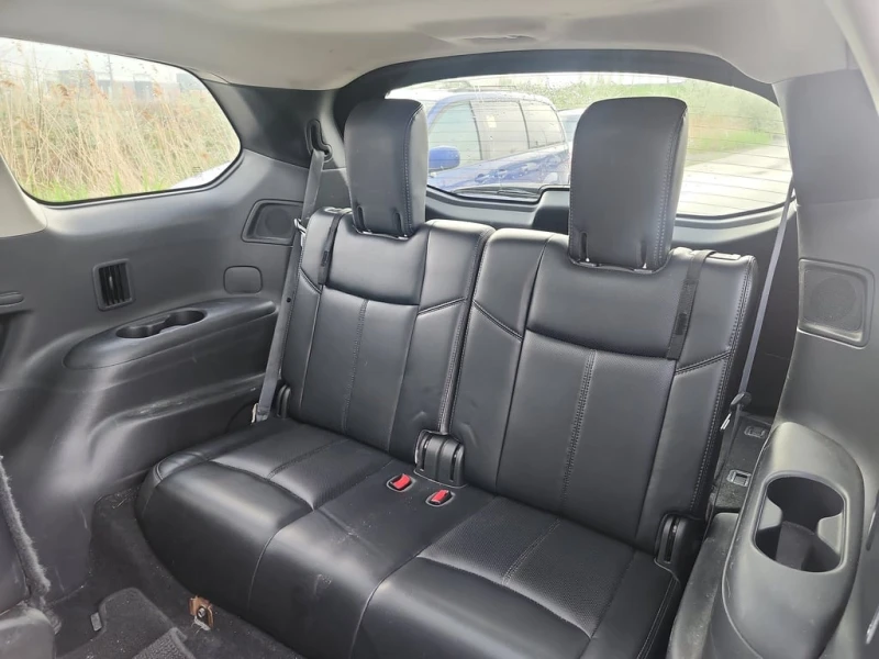 Nissan Pathfinder * 4WD 4dr * CARFAX * БЕЗ ПЪРВОНАЧАЛНА ВНОСКА, снимка 11 - Автомобили и джипове - 52950609