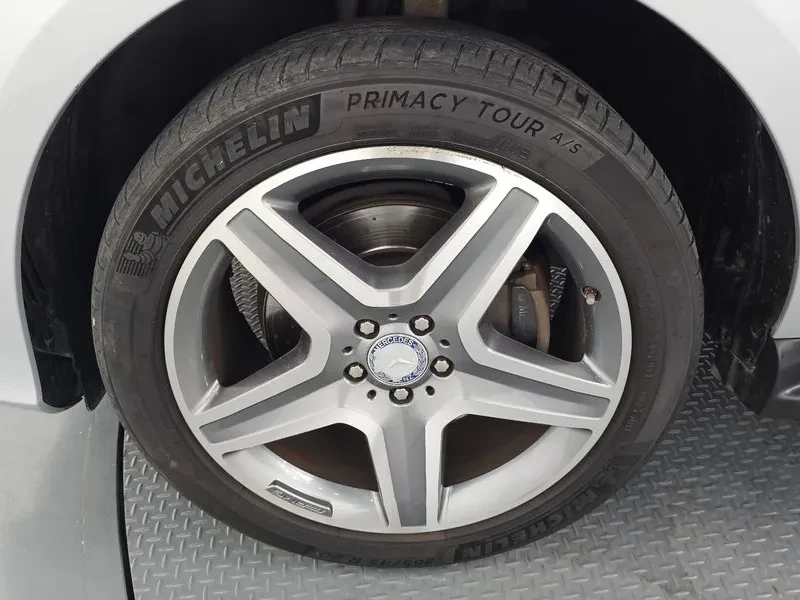 Mercedes-Benz GLE 350 D 4Matic, снимка 9 - Автомобили и джипове - 56097162