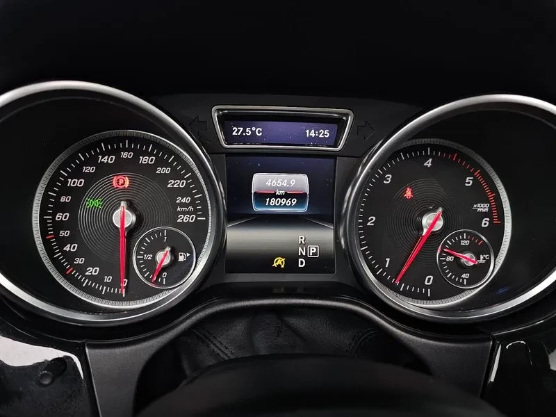 Mercedes-Benz GLE 350 D 4Matic, снимка 15 - Автомобили и джипове - 56097162