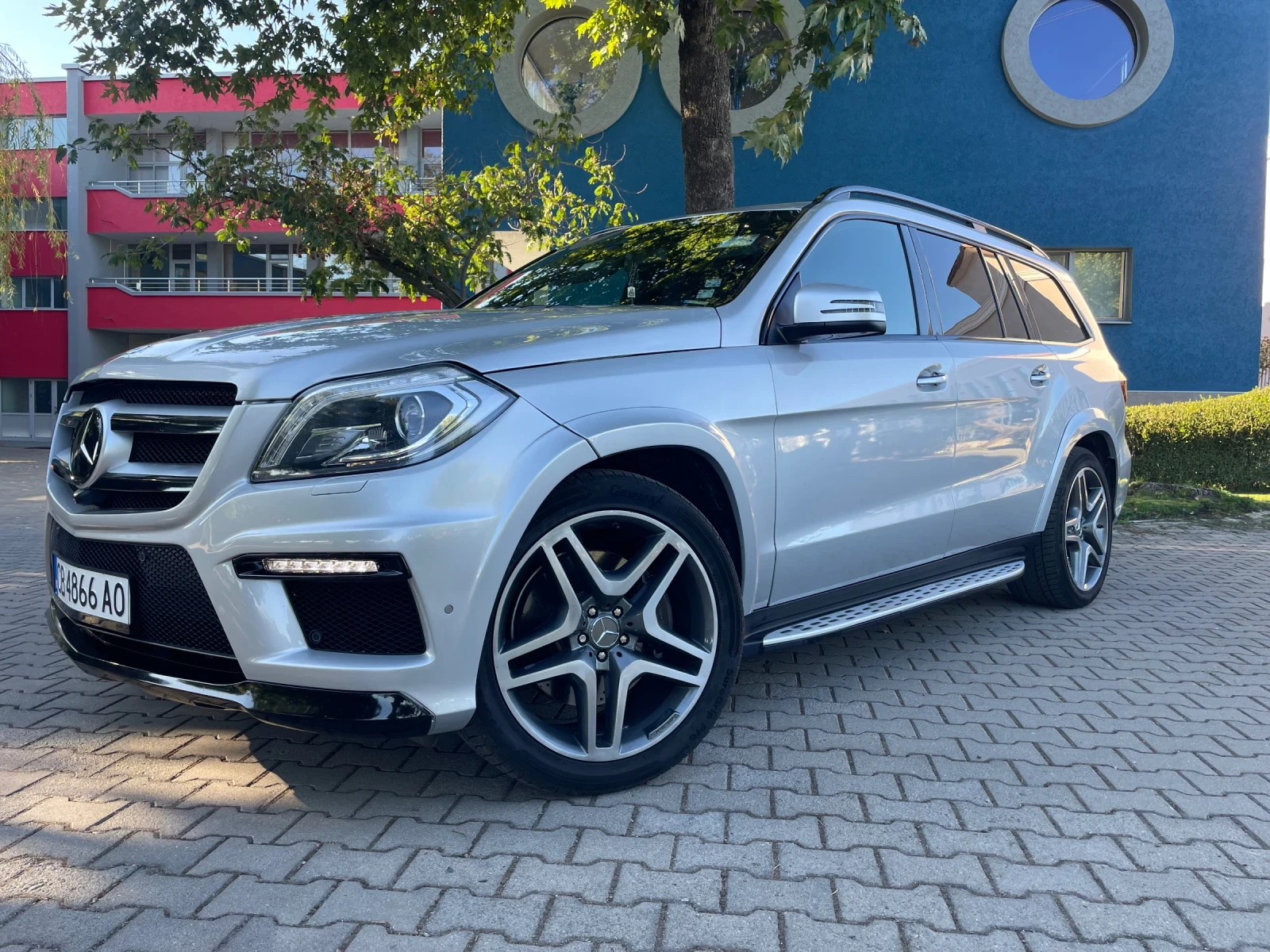 Mercedes-Benz GL 550 AMG/DESIGNO/FULL/360/DISTRONIC/7G+ , снимка 1