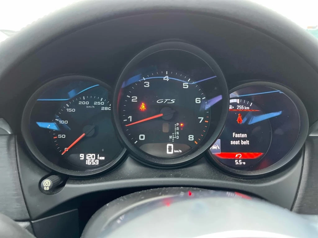 Porsche Macan * GTS * CARFAX * БЕЗ ПЪРВОНАЧАЛНА ВНОСКА - изображение 8