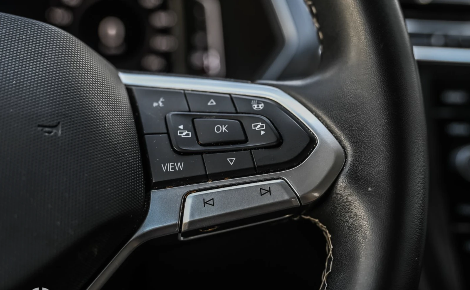 VW Tiguan PANO DIGITAL   | Mobile.bg   12