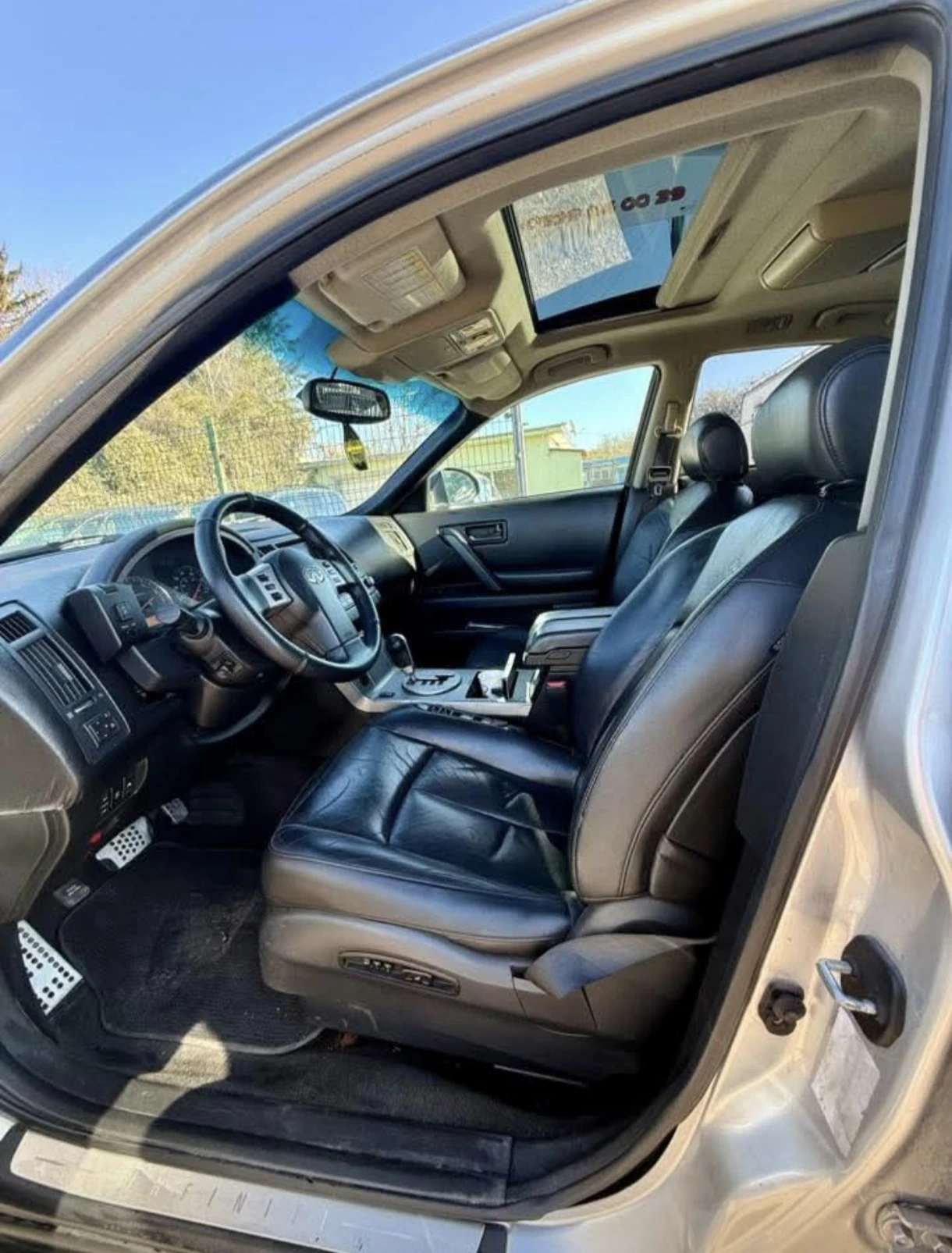 Infiniti Fx 45 4.5 V8, снимка 11 - Автомобили и джипове - 53732954