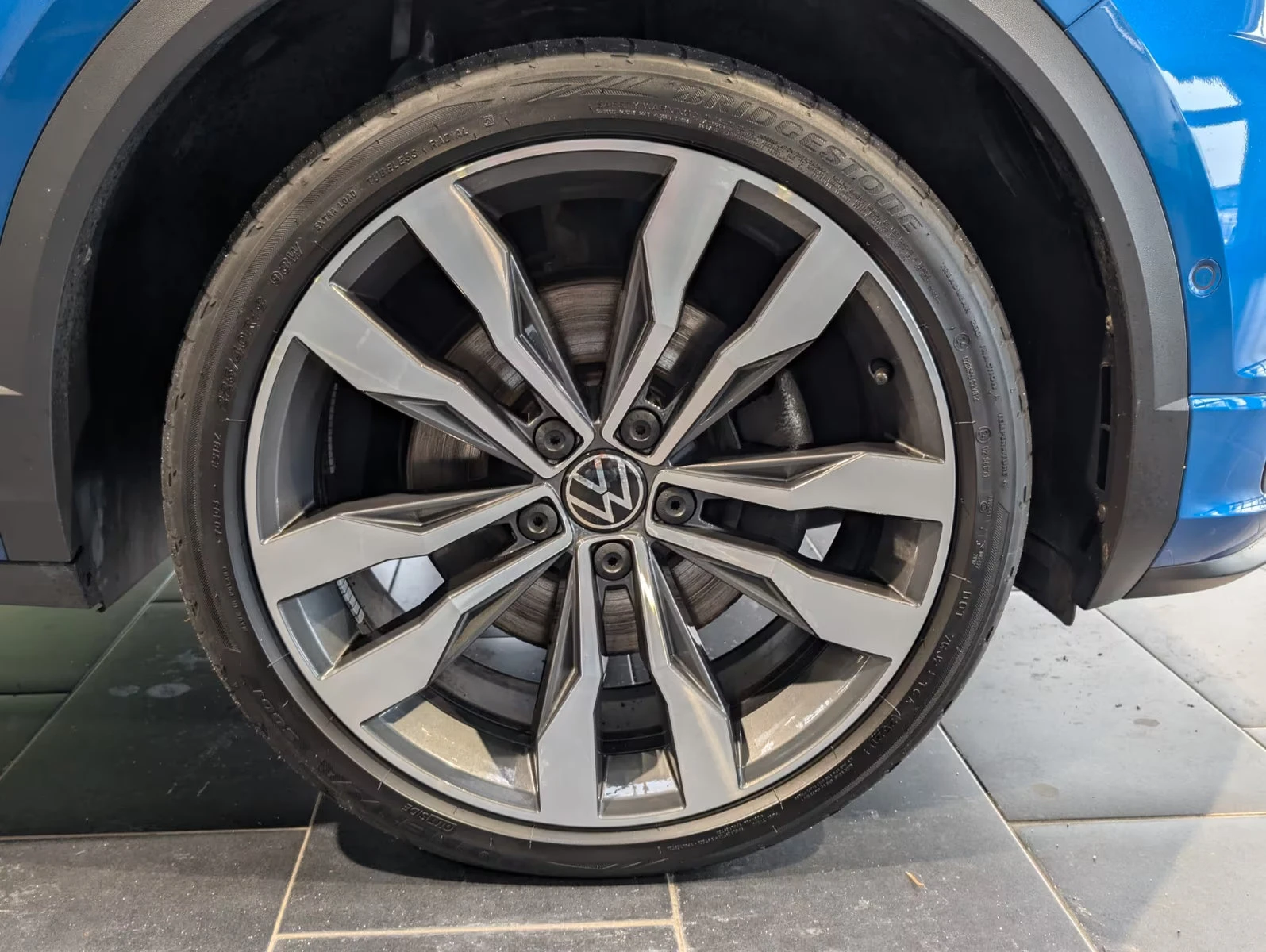 VW T-Roc 2.0TDI/150HP/R-LINE/4M/CAM/ACC/136z - изображение 8