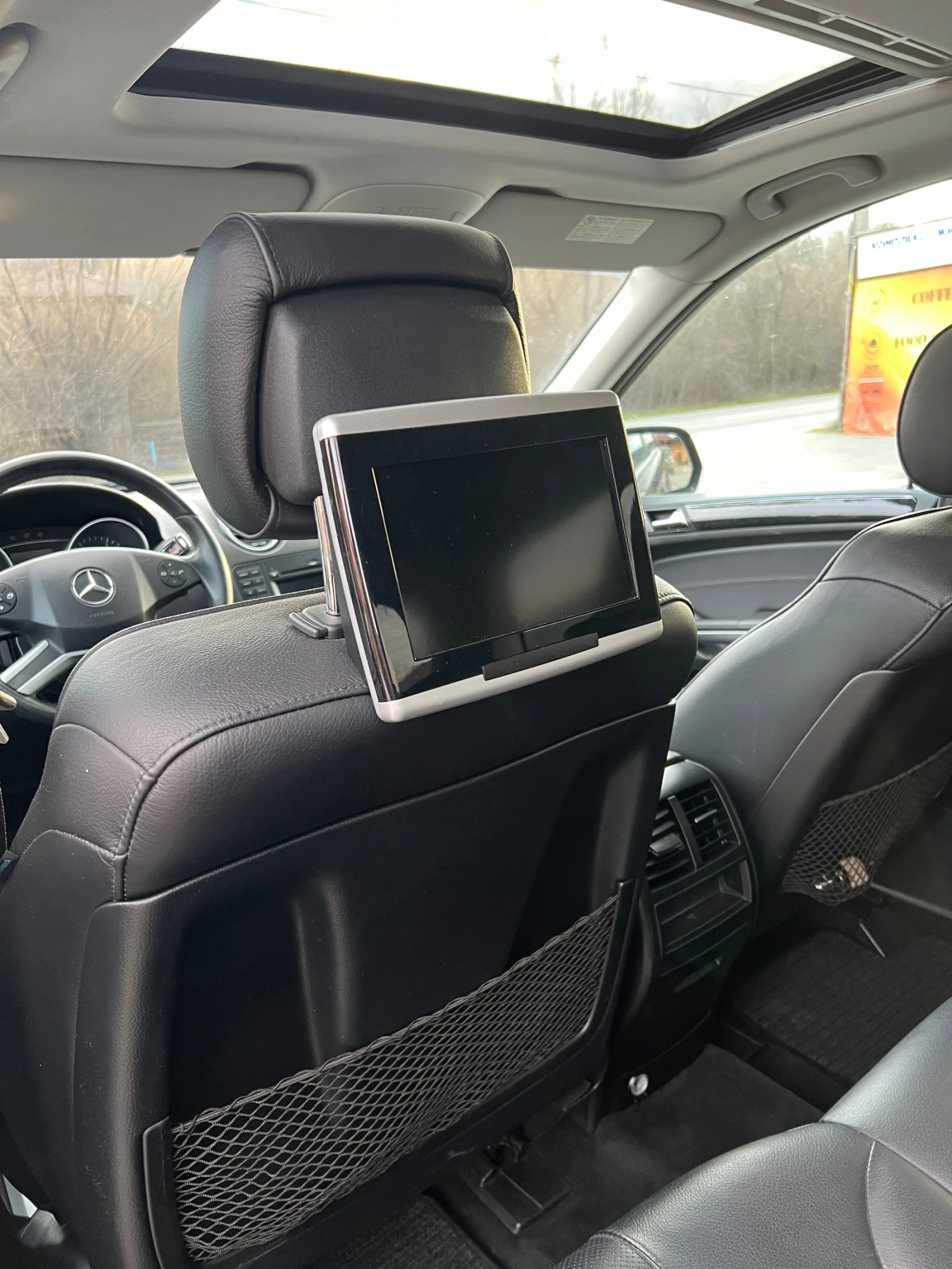 Mercedes-Benz ML 320 4 Matic, снимка 14 - Автомобили и джипове - 53864435