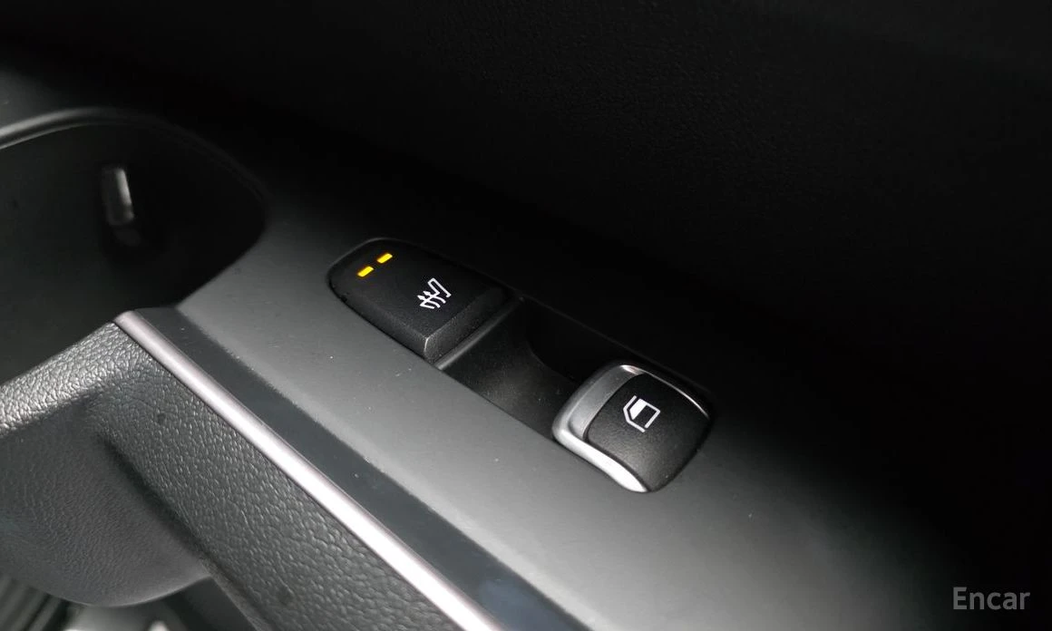 Kia Sorento * 2.2* 4WD* PRESTIGE* FULL* , снимка 15 - Автомобили и джипове - 54060545