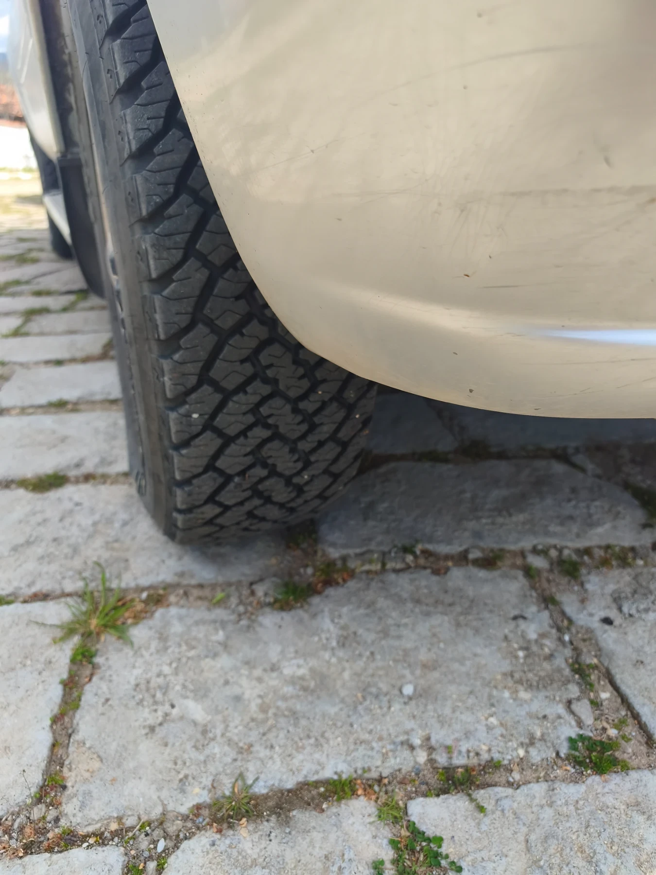 Nissan Terrano, снимка 4 - Автомобили и джипове - 54171929