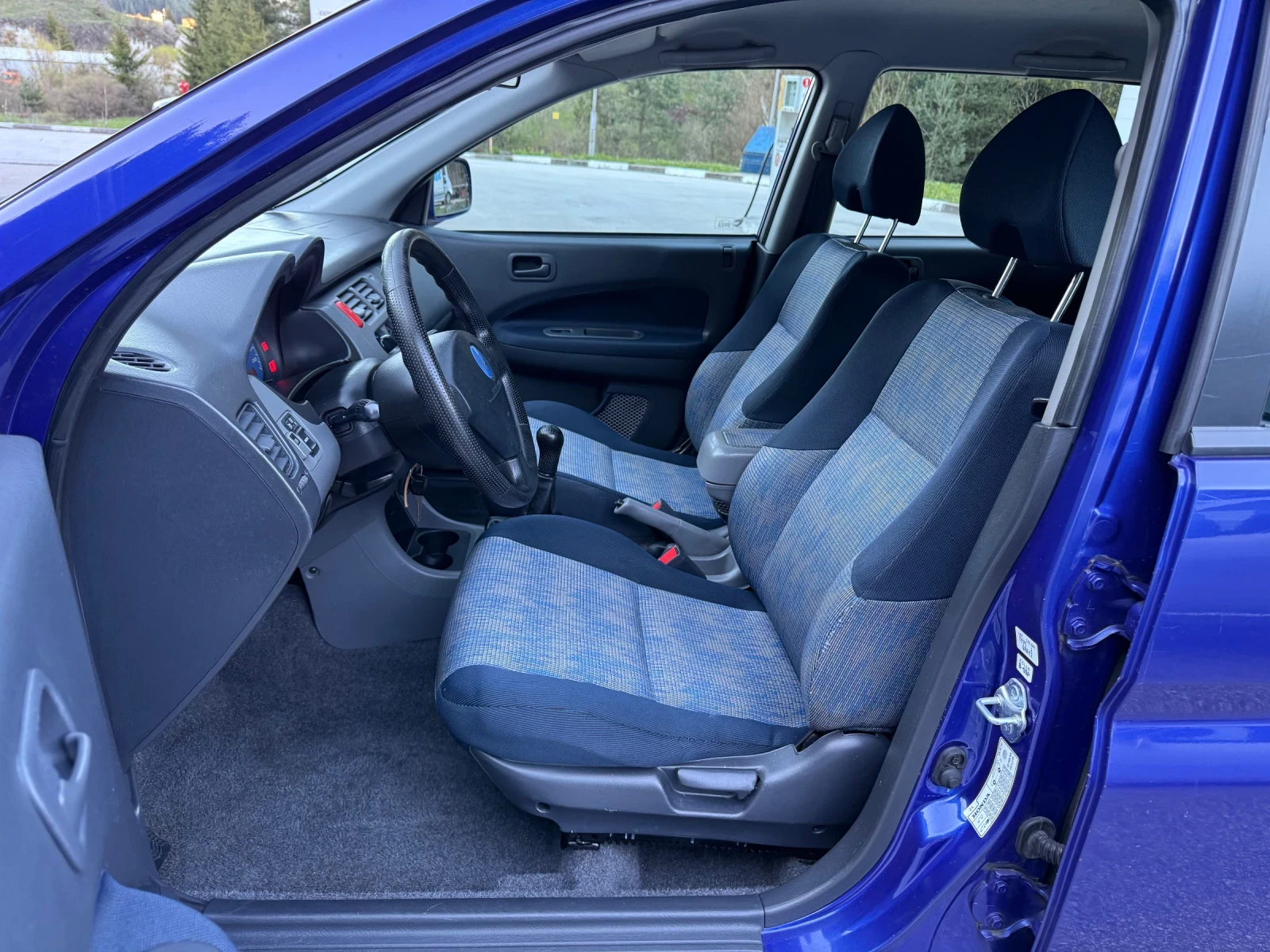 Honda Hr-v 1.6VTEC* ГАЗ* 4х4* УНИКАТ* БЕЗ РЪЖДА* , снимка 6 - Автомобили и джипове - 54360365