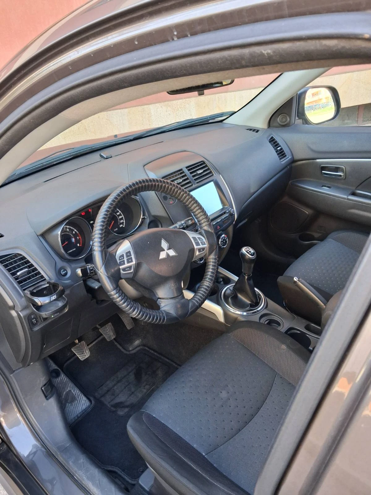 Mitsubishi ASX, снимка 5 - Автомобили и джипове - 54400887