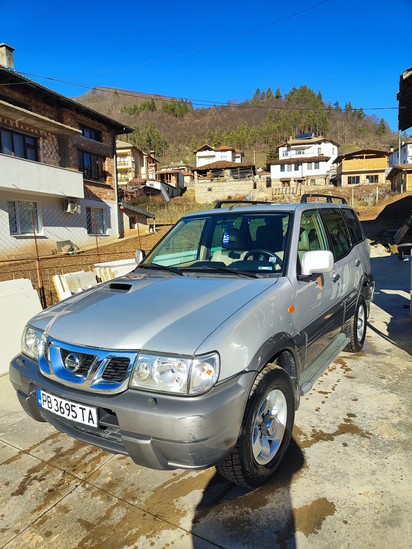 Nissan Terrano, снимка 5 - Автомобили и джипове - 54495762