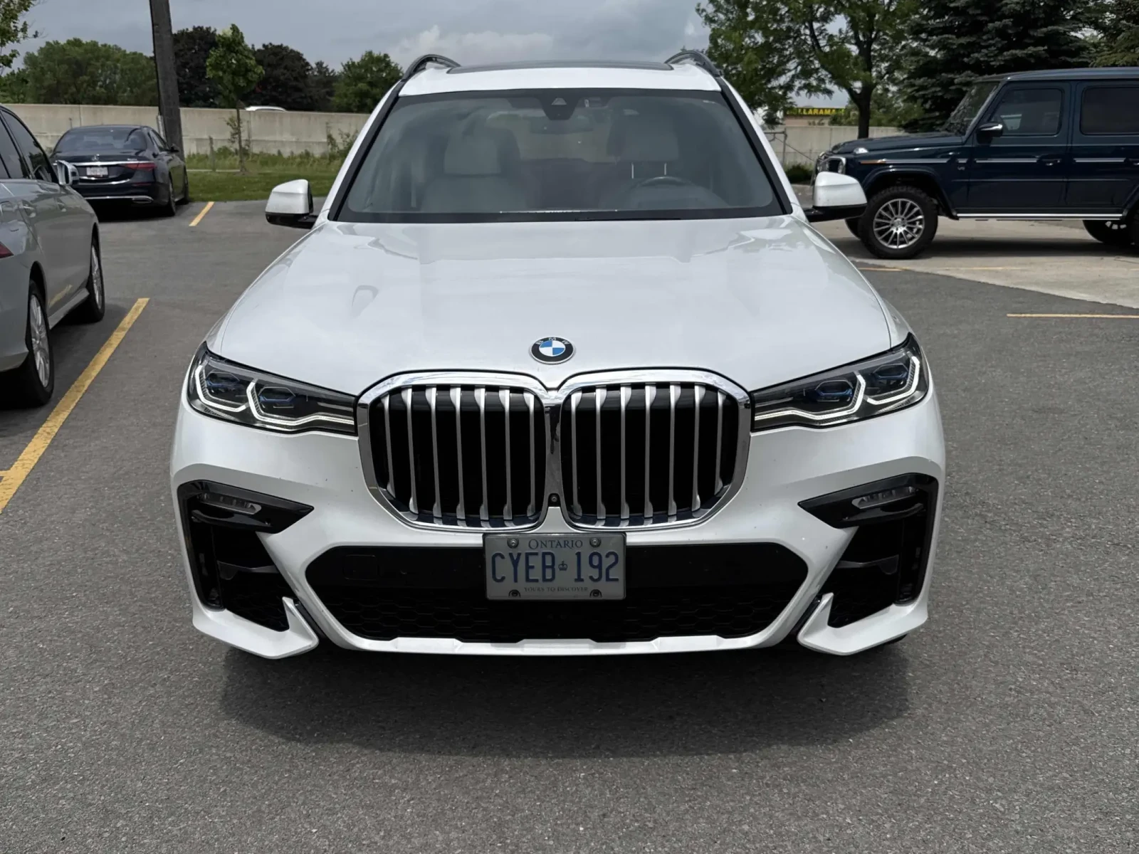 BMW X7 Bowers & Wilkins* M50i V8* 360 к.* М-ПАКЕТ* ШИТО Т