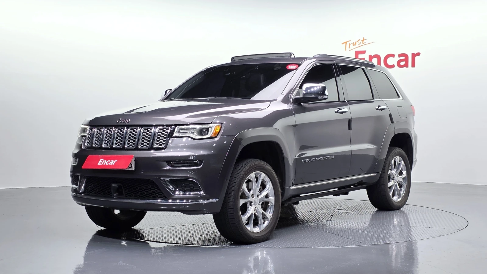 Jeep Grand cherokee SUMMIT /ОБДУХВАНЕ/ПАНОРАМА/ДИСТРОНИК