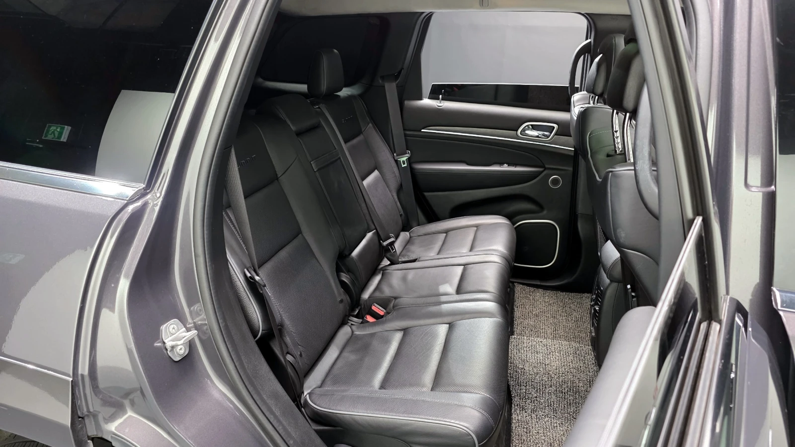 Jeep Grand cherokee SUMMIT /ОБДУХВАНЕ/ПАНОРАМА/ДИСТРОНИК, снимка 9 - Автомобили и джипове - 55448568