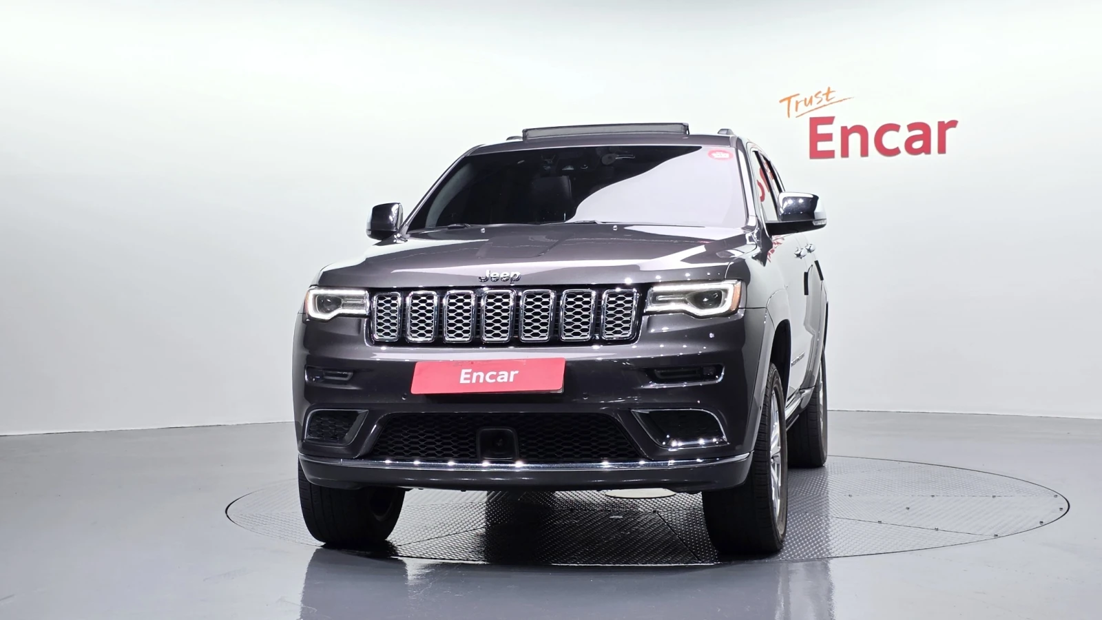 Jeep Grand cherokee SUMMIT /ОБДУХВАНЕ/ПАНОРАМА/ДИСТРОНИК, снимка 2 - Автомобили и джипове - 55448568