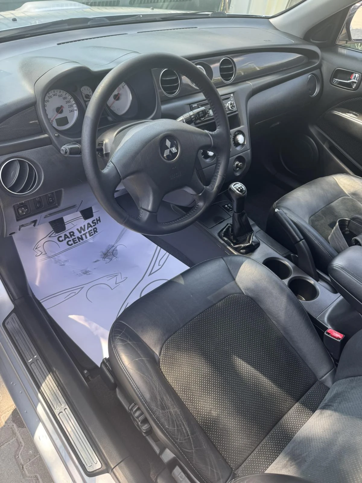 Mitsubishi Outlander 2, 000TURBO 4х4 EURO4, снимка 7 - Автомобили и джипове - 55593344