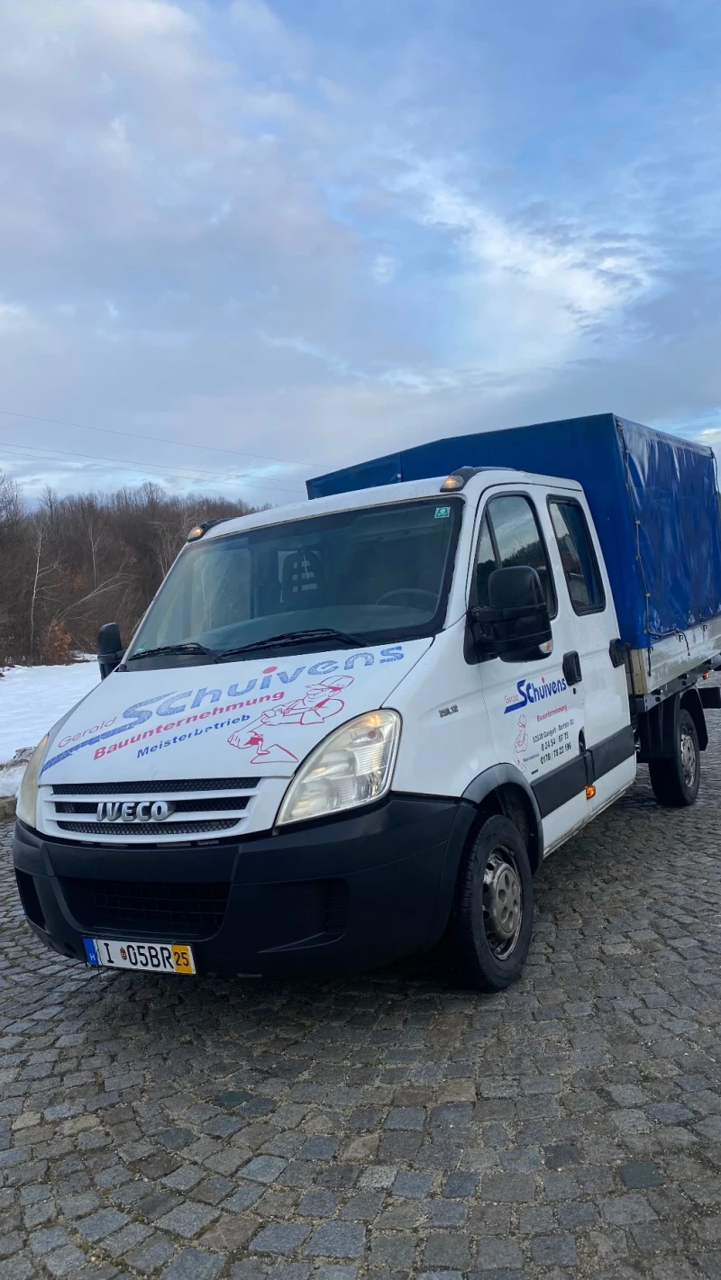 Iveco Daily 6+ 1 Като Нов, снимка 4 - Бусове и автобуси - 48636129