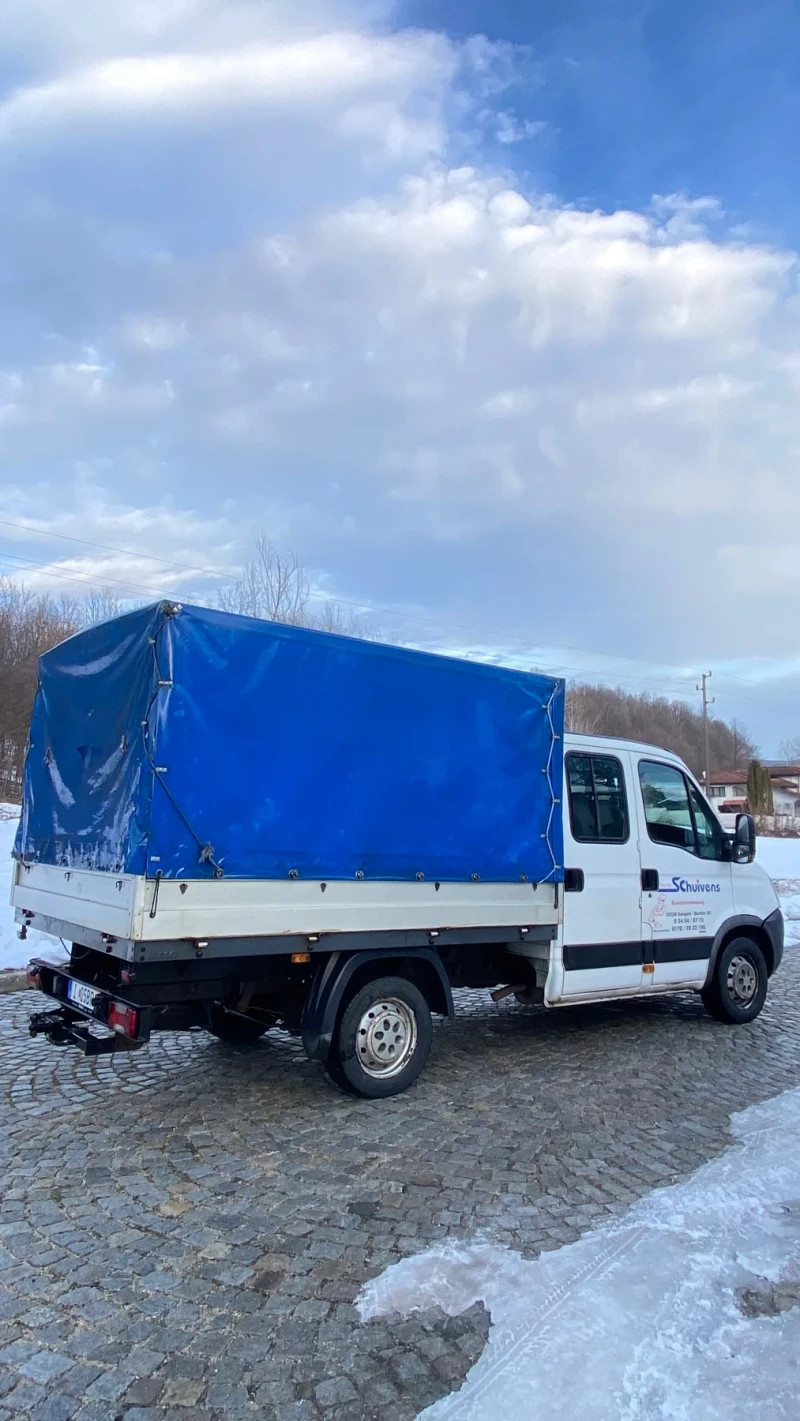 Iveco Daily 6+ 1 Като Нов, снимка 11 - Бусове и автобуси - 48636129