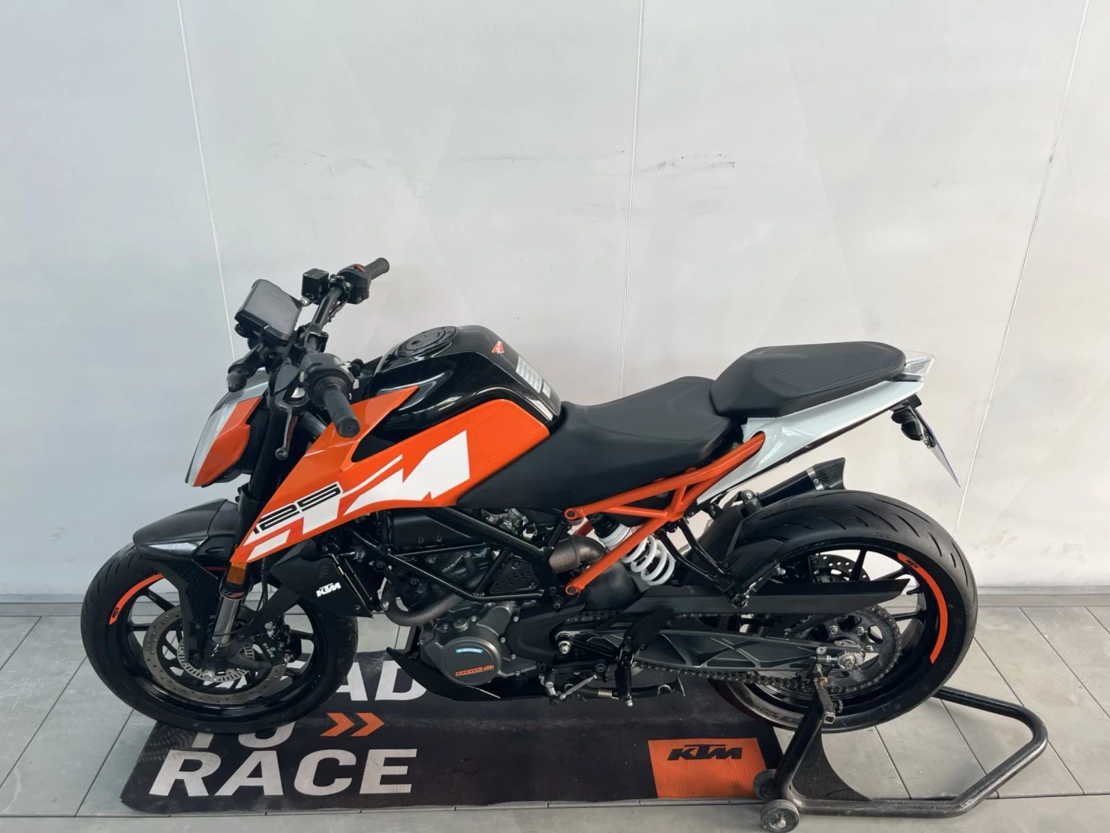 Ktm Duke Duke 125 - изображение 3