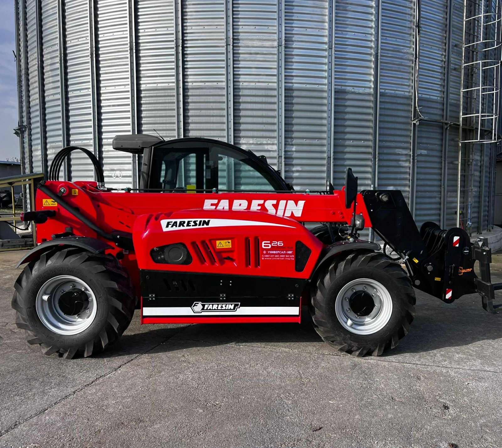 Телескопичен товарач Faresin 6.26, снимка 1