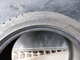 Гуми Зимни 245/40R18, снимка 6