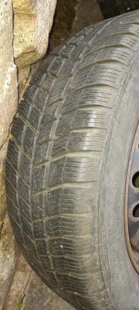 Гуми с джанти Barum 195/60R15, снимка 2 - Гуми и джанти - 52506760