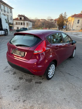 Ford Fiesta 1.4 фабрична газ, снимка 3