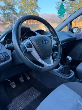 Ford Fiesta 1.4 фабрична газ, снимка 10