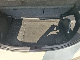 Toyota Yaris 1.0, снимка 8