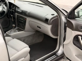 VW Passat 1.6i * Нов внос* , снимка 11