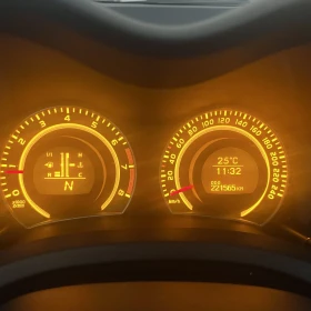 Обява за продажба на Toyota Auris 1.6  ~10 990 лв. - изображение 5
